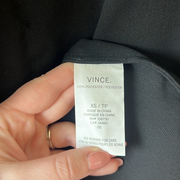 NWOT Vince Laser Cut Zip Collar Sleeveless Top - Picture 8 of 10